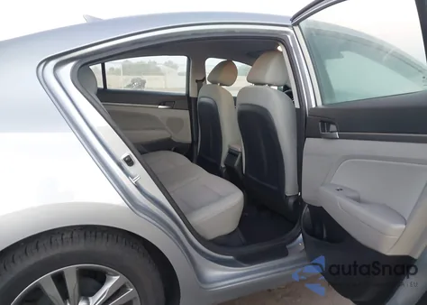 2017 Hyundai Elantra Se из США, поврежденный, VIN 5NPD84LF3HH050827